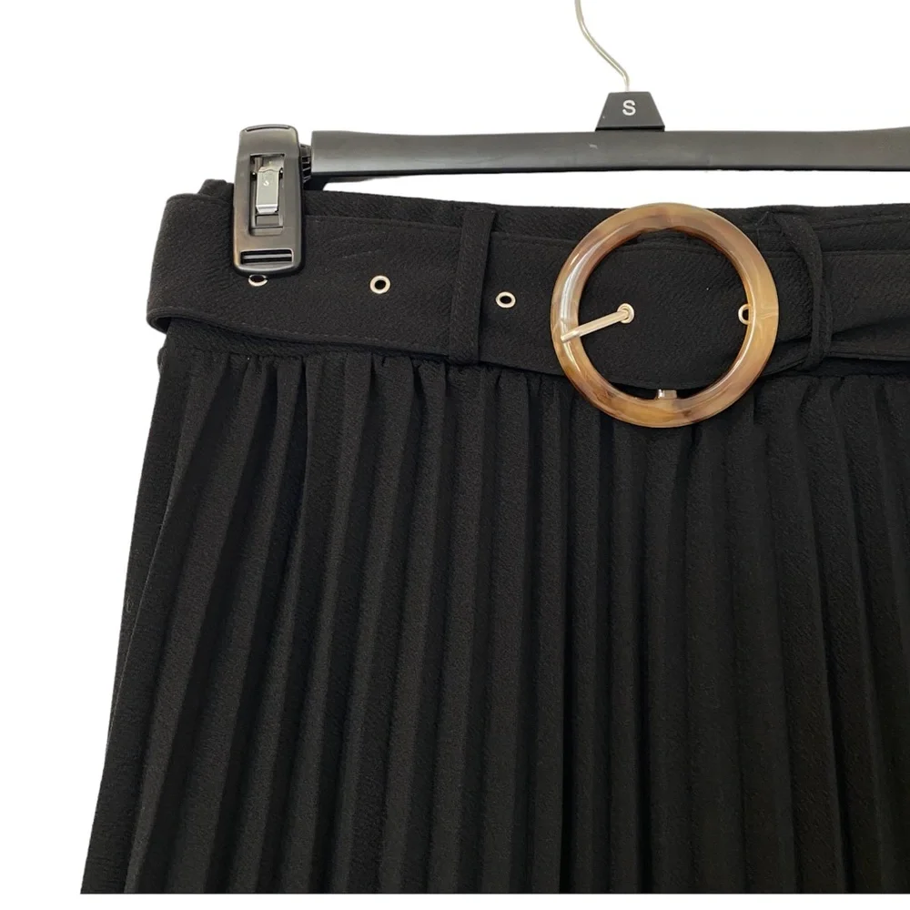 Lark & Grey Women’s Pleated Midi Skirt with Fabric Belt in Black Size Medium